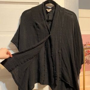 Flowy, light short sleeve button down